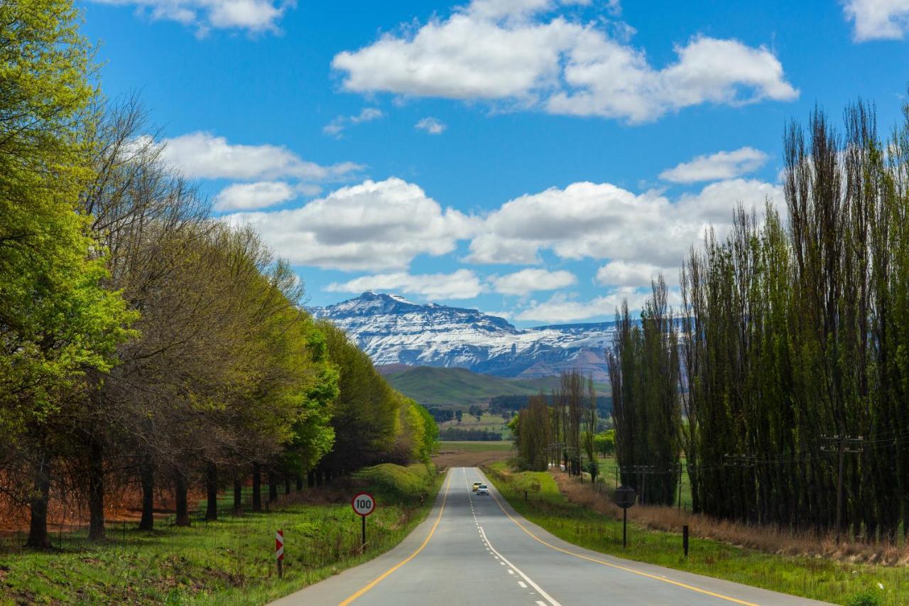 Oak Ridge Guest House Underberg Buitenkant foto